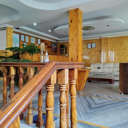 מנאלי Hotel Mountain Face מראה חיצוני תמונה